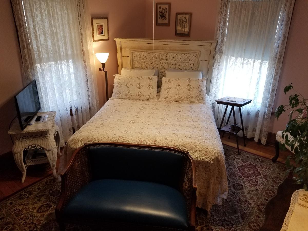Rose & Thistle Bed & Breakfast Cooperstown Exterior photo